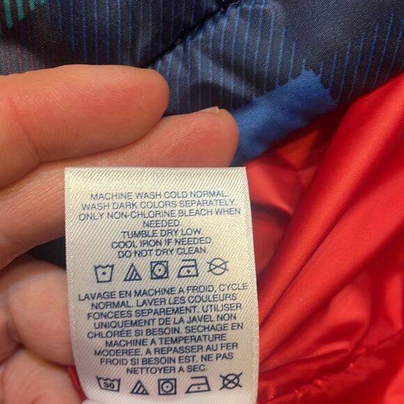 Lands End Vest M (6002) NWT - Picture 9 of 9